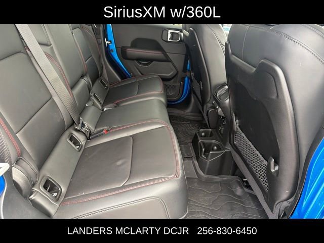 Used 2025 Jeep Gladiator Rubicon w/ Dual Top Group AWD/4WD image 17