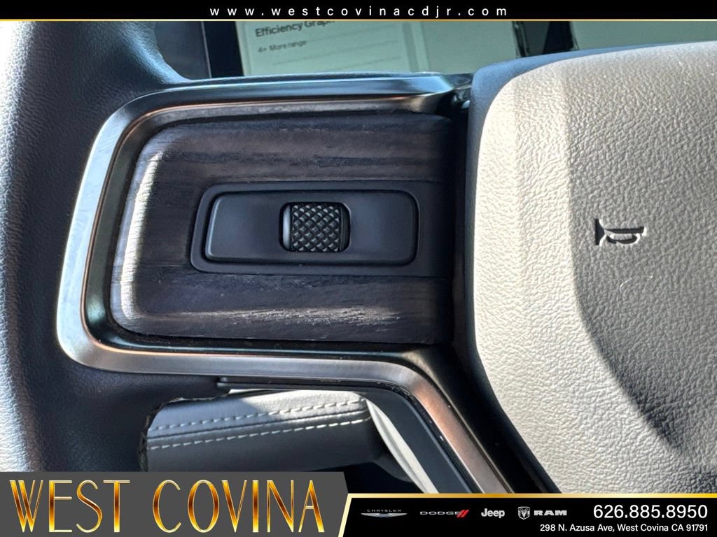 Used 2023 Rivian R1S Adventure AWD/4WD image 26