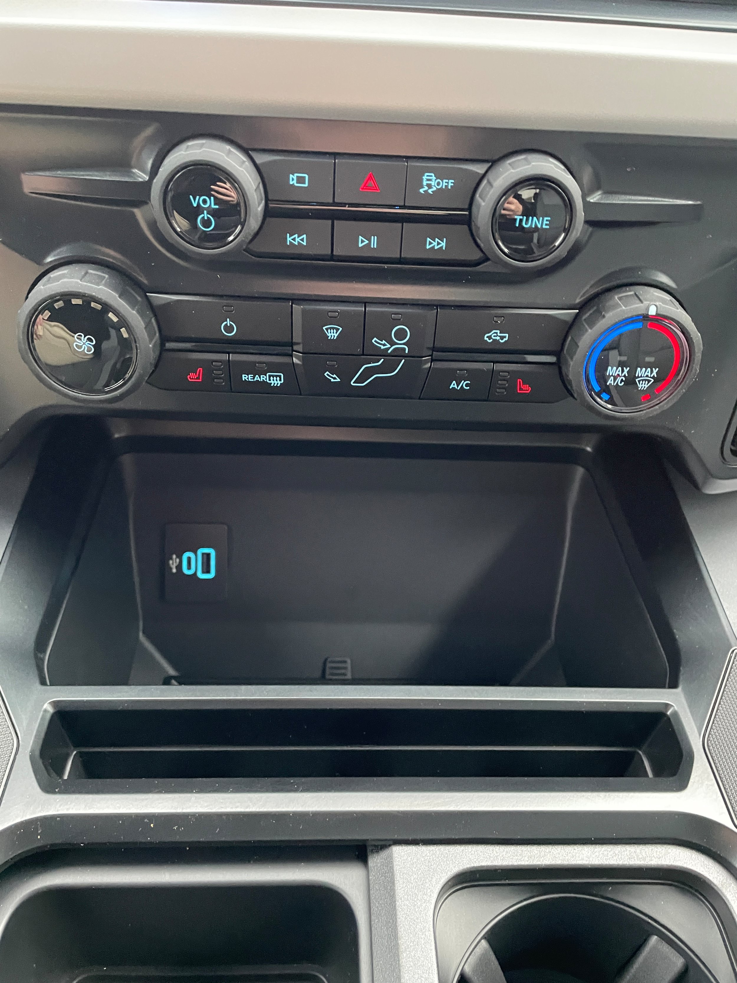 New 2026 Ford F250 XLT w/ XLT Premium Package AWD/4WD image 21