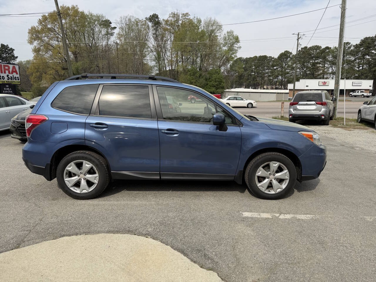 Used 2015 Subaru Forester 2.5i Premium w/ All-Weather Package AWD/4WD image 8