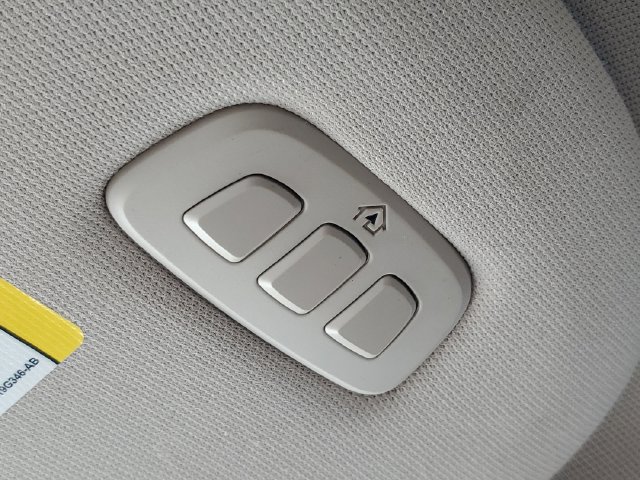 Used 2024 Ford Expedition XLT AWD/4WD image 25