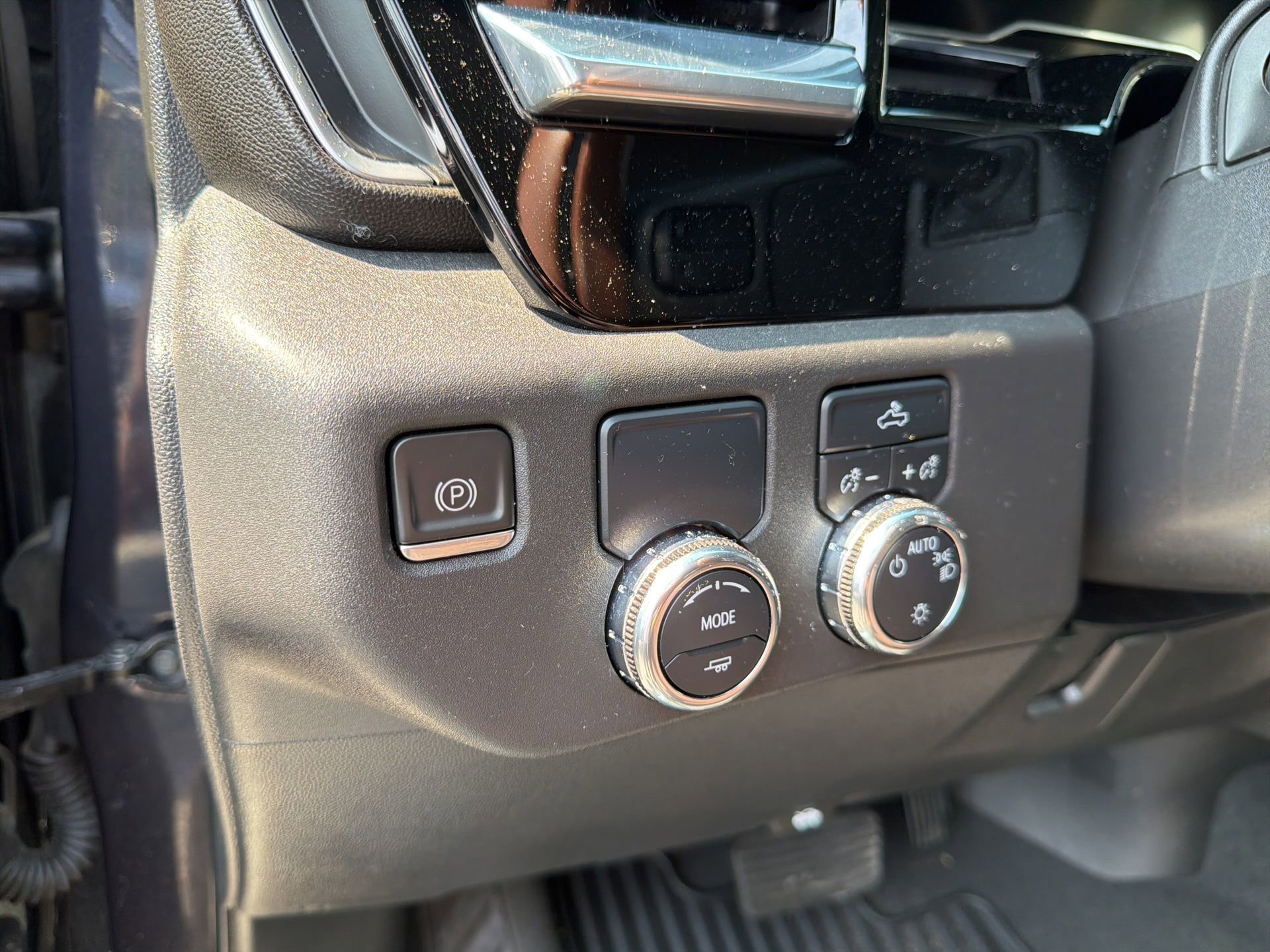 Used 2023 GMC Sierra 1500 SLE RWD image 24