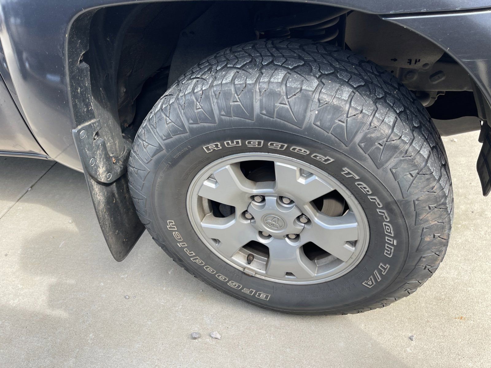 Used 2015 Toyota Tacoma 4x4 Double Cab w/ TRD Off-Road Package image 7