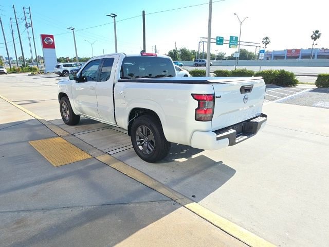 Used 2025 Nissan Frontier SV RWD image 6