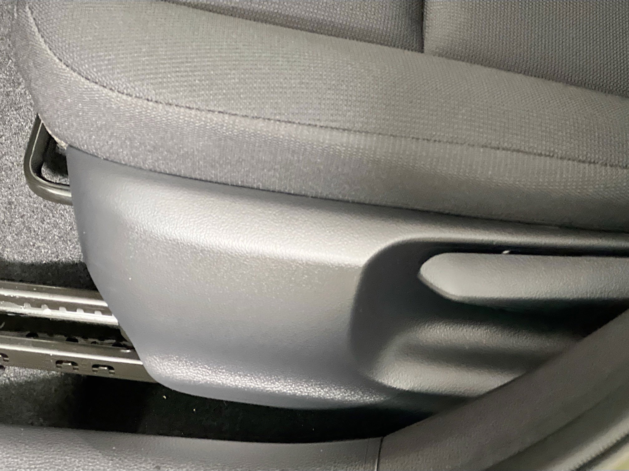 Used 2025 Toyota Corolla LE w/ Convenience Package image 16