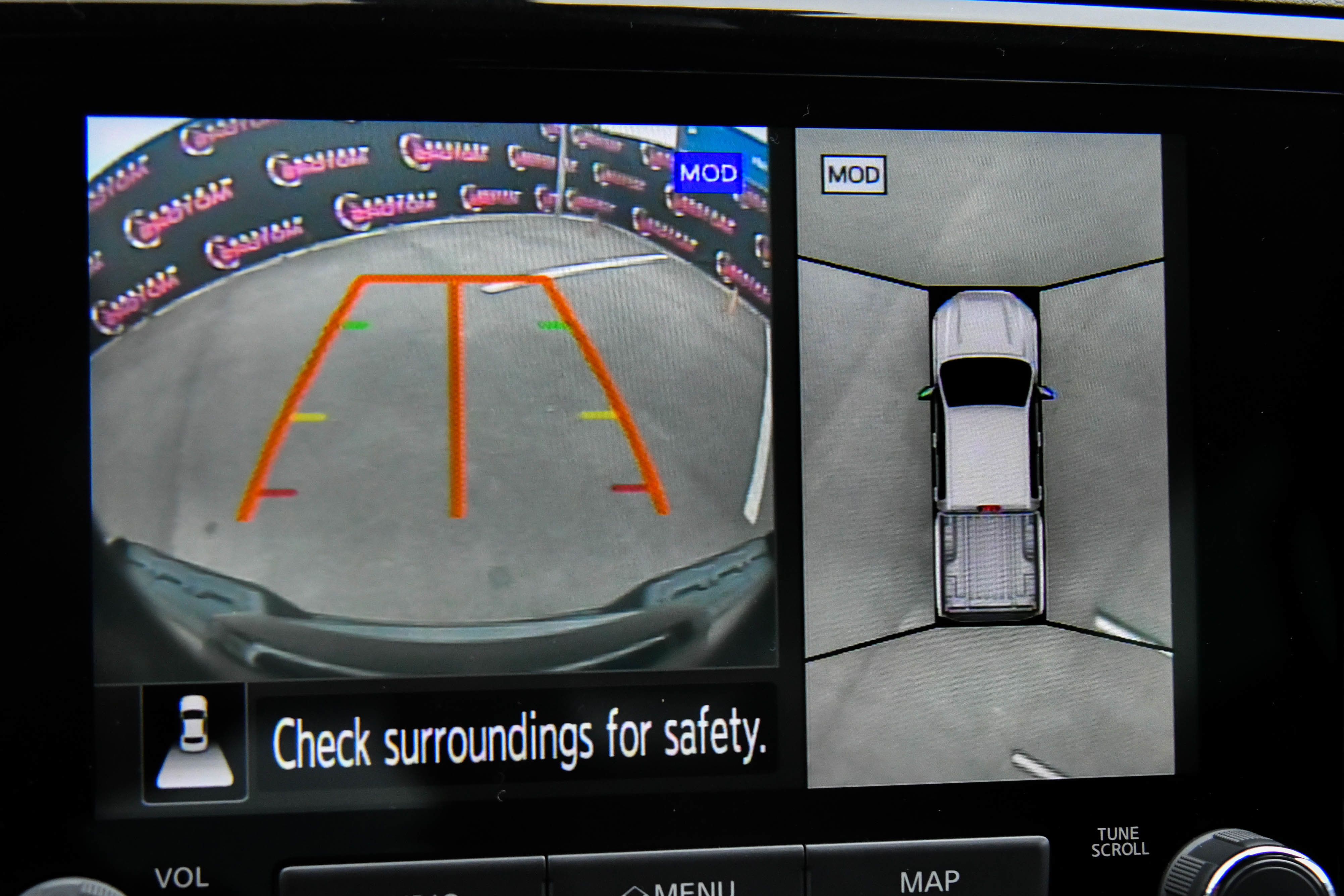 Used 2023 Nissan Frontier Pro-X w/ Pro Convenience Package image 18