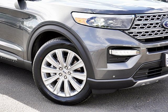 Used 2020 Ford Explorer Limited RWD image 4