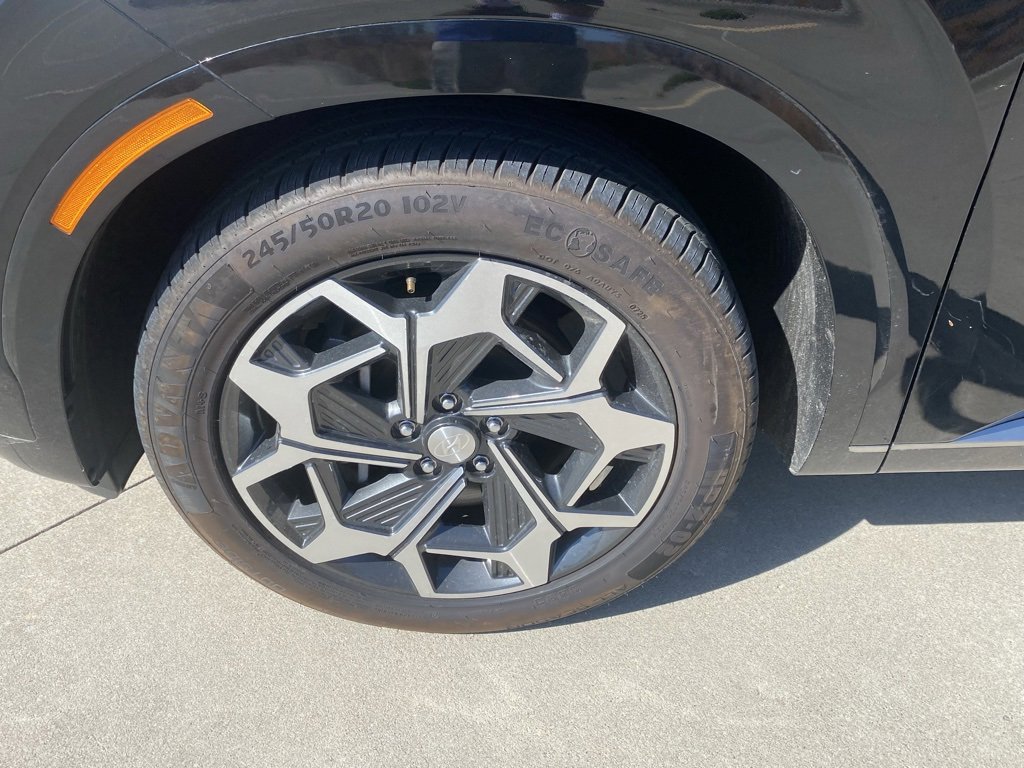 Used 2022 Hyundai Palisade Calligraphy image 6