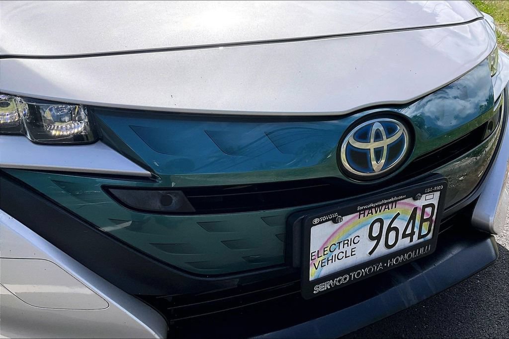 Used 2018 Toyota Prius Prime Plus FWD image 30
