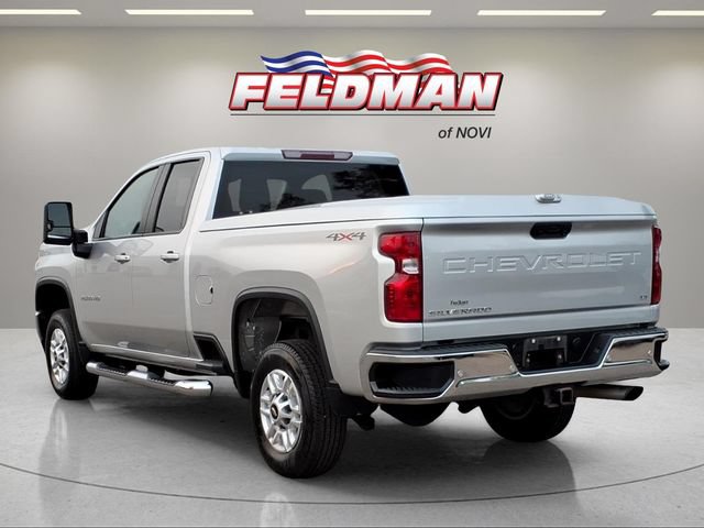 Used 2022 Chevrolet Silverado 2500 LT w/ Fleet Comfort Package AWD/4WD image 3