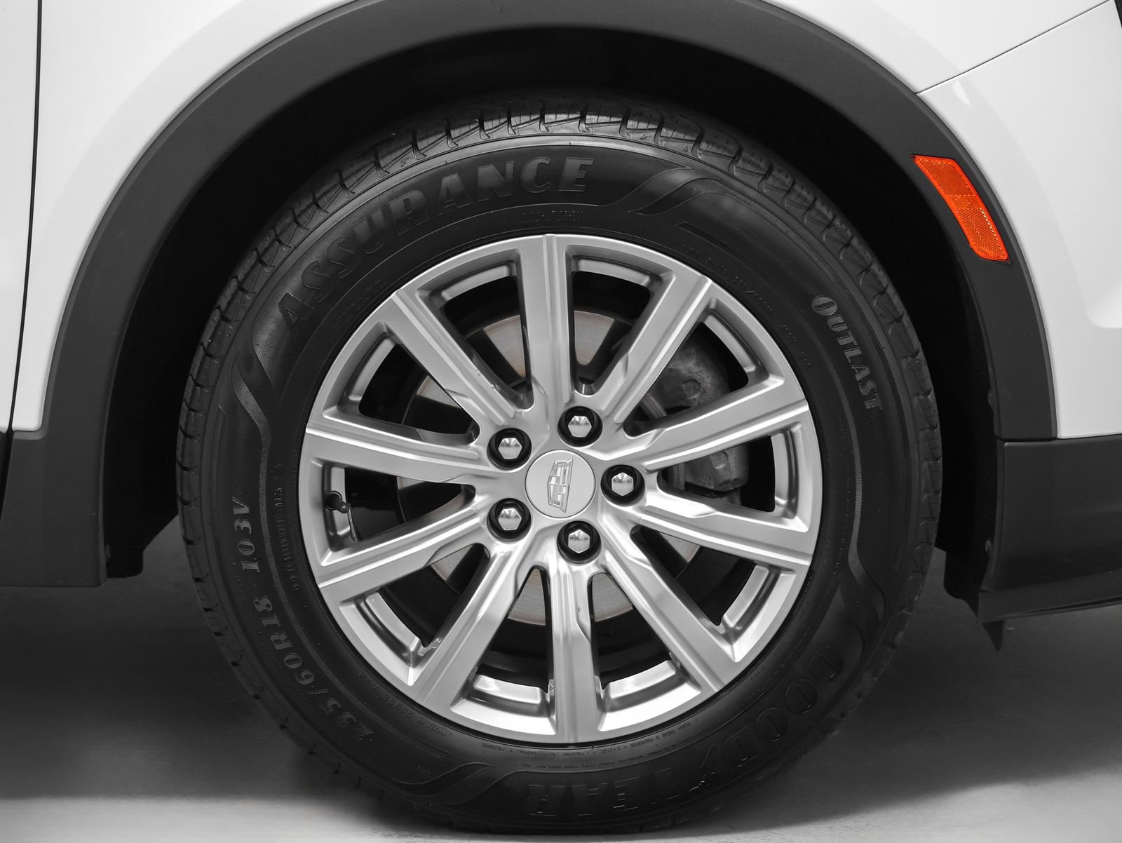 Used 2021 Cadillac XT4 Premium Luxury w/ Cold Weather Package AWD/4WD image 16