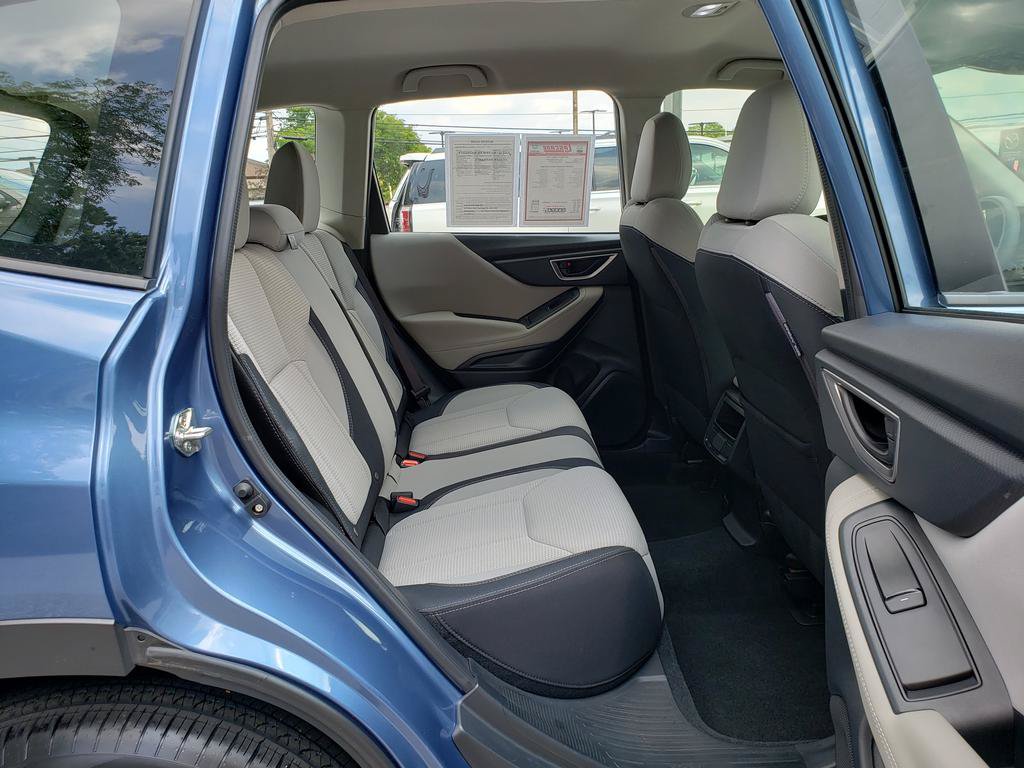 Used 2023 Subaru Forester AWD/4WD image 15