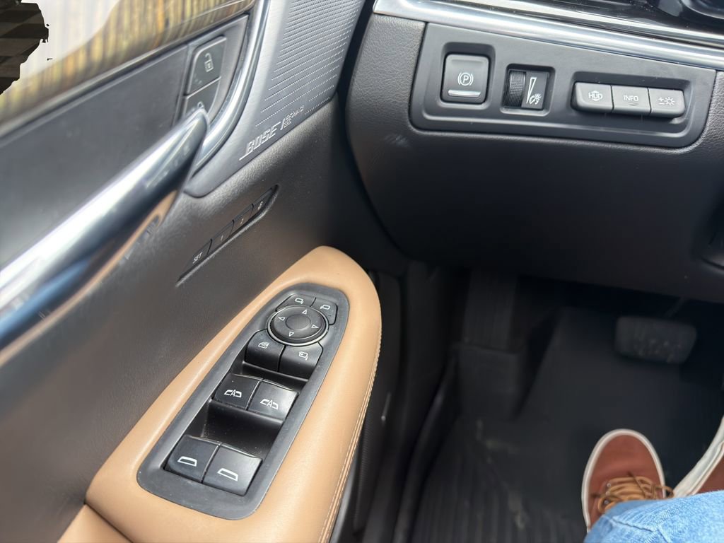 Certified 2021 Cadillac XT6 Premium Luxury w/ Platinum Package image 22