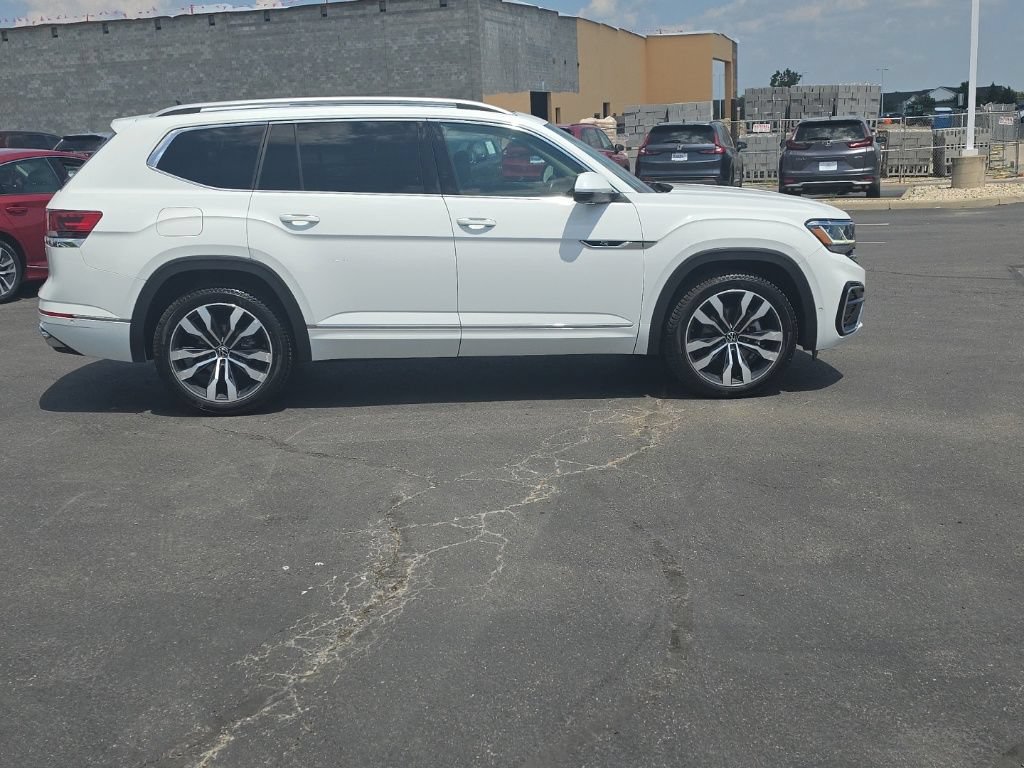 Used 2022 Volkswagen Atlas SEL Premium AWD/4WD image 10