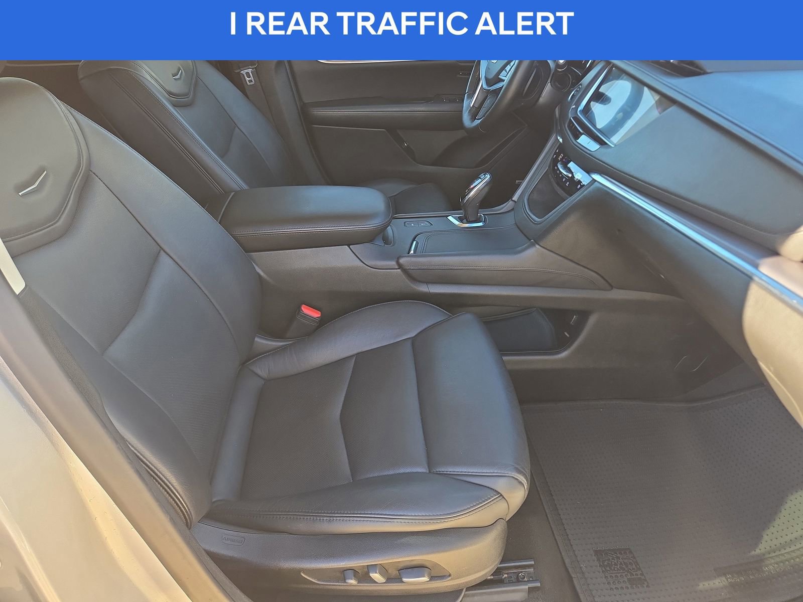 Used 2019 Cadillac XT5 Premium Luxury image 18