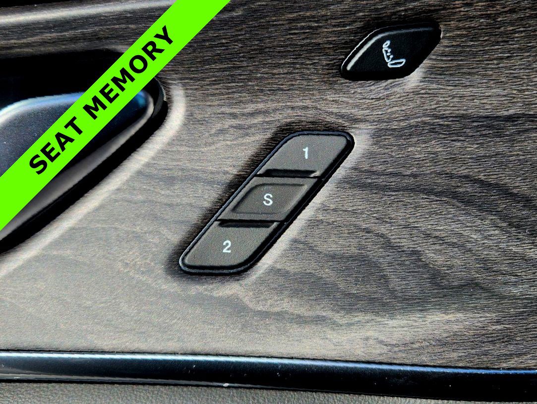 New 2025 Jeep Grand Cherokee L Overland w/ Luxury Tech Group IV image 14