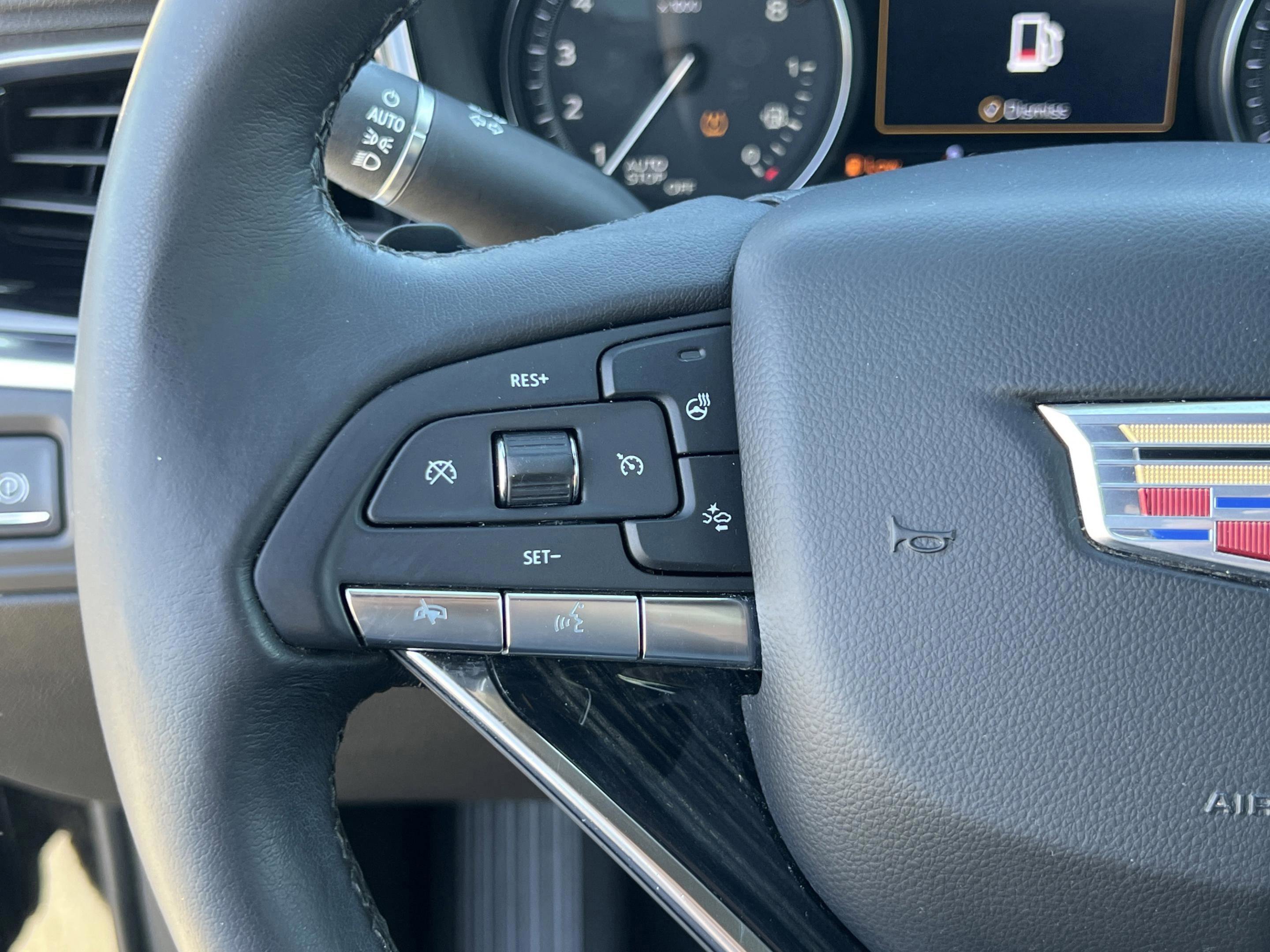 Used 2020 Cadillac XT6 Premium Luxury image 17