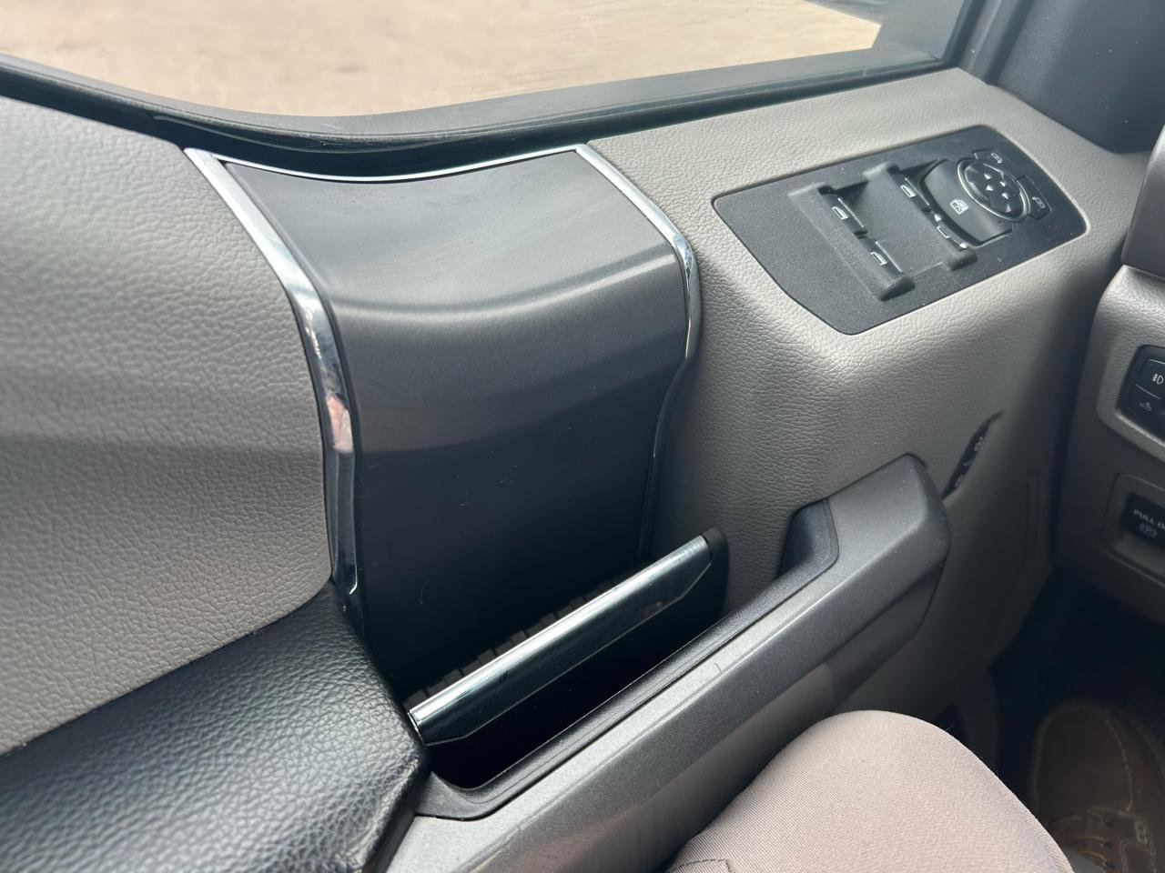 Used 2018 Ford F150 XLT w/ Equipment Group 302A Luxury image 30