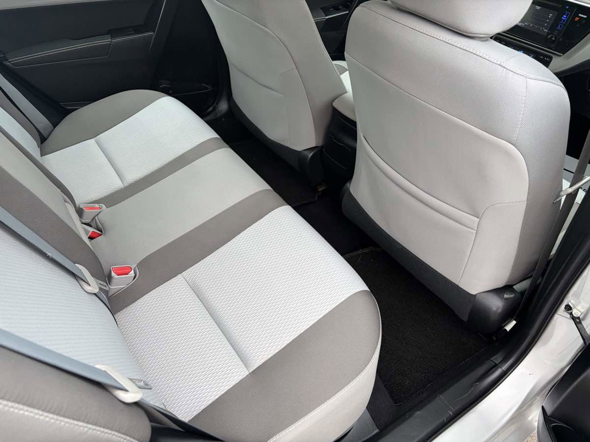 Used 2017 Toyota Corolla L FWD image 21