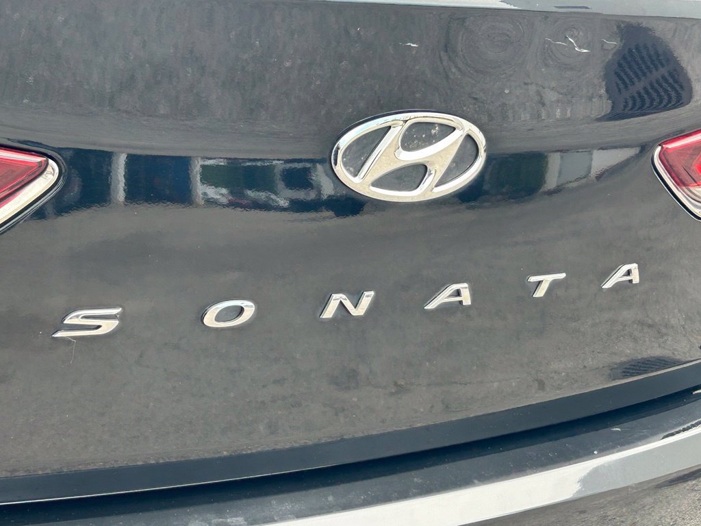 Used 2018 Hyundai Sonata Limited w/ Cargo Package FWD image 21