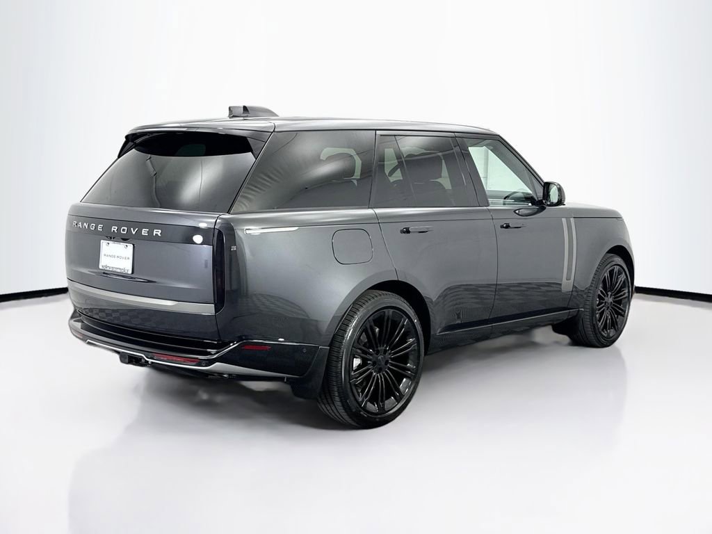 New 2026 Land Rover Range Rover SE image 5