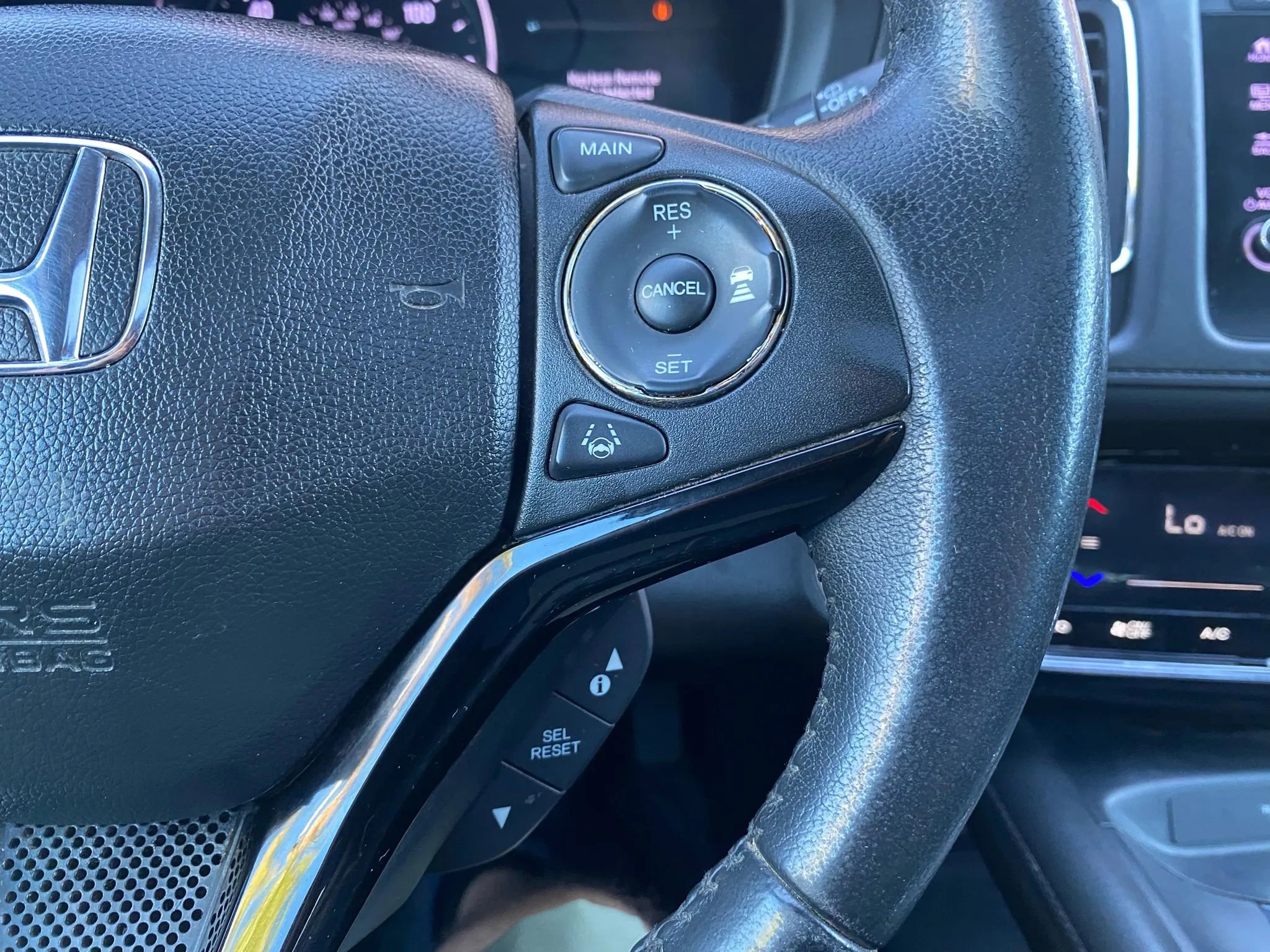 Used 2019 Honda HR-V EX-L image 21