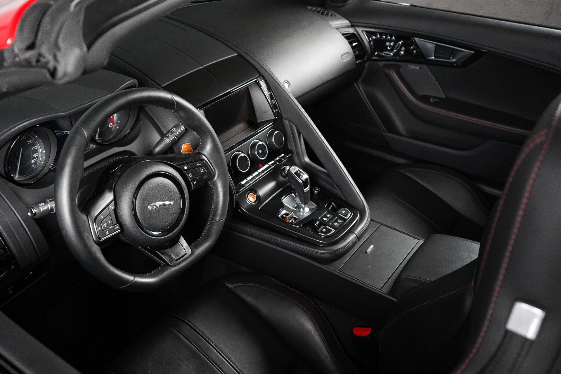 Used 2014 Jaguar F-TYPE S RWD image 66