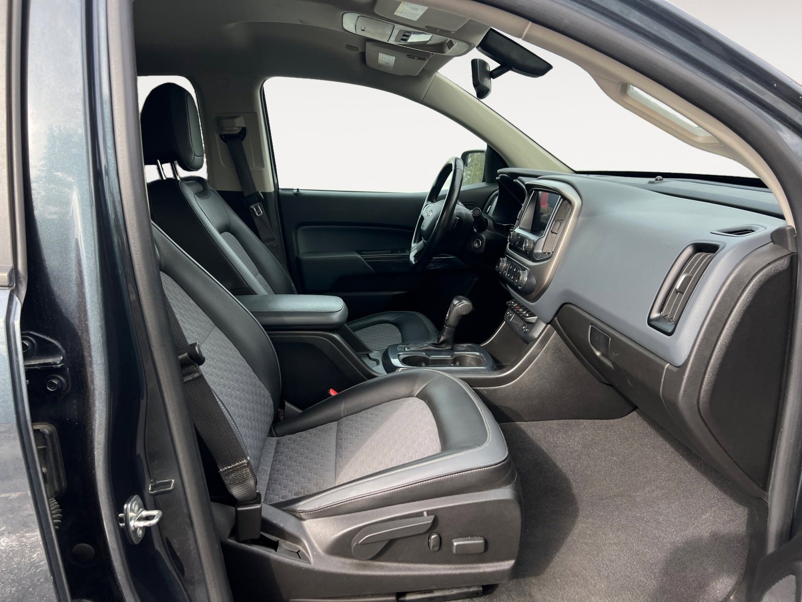 Used 2019 Chevrolet Colorado Z71 image 15
