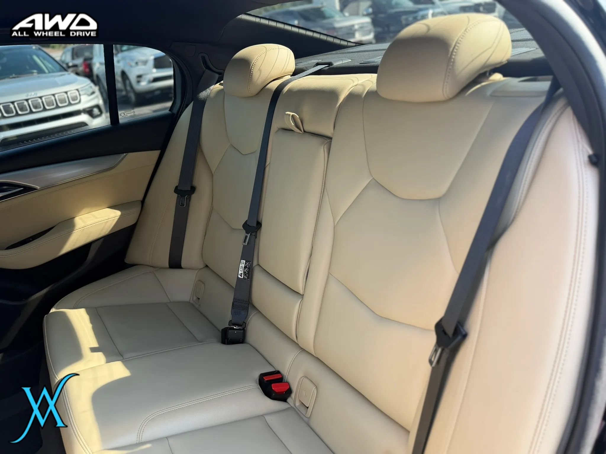 Used 2023 Cadillac CT5 Luxury w/ Cold Weather Package AWD/4WD image 17