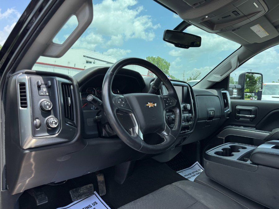 Used 2016 Chevrolet Silverado 3500 LT w/ LT Convenience Package AWD/4WD image 13