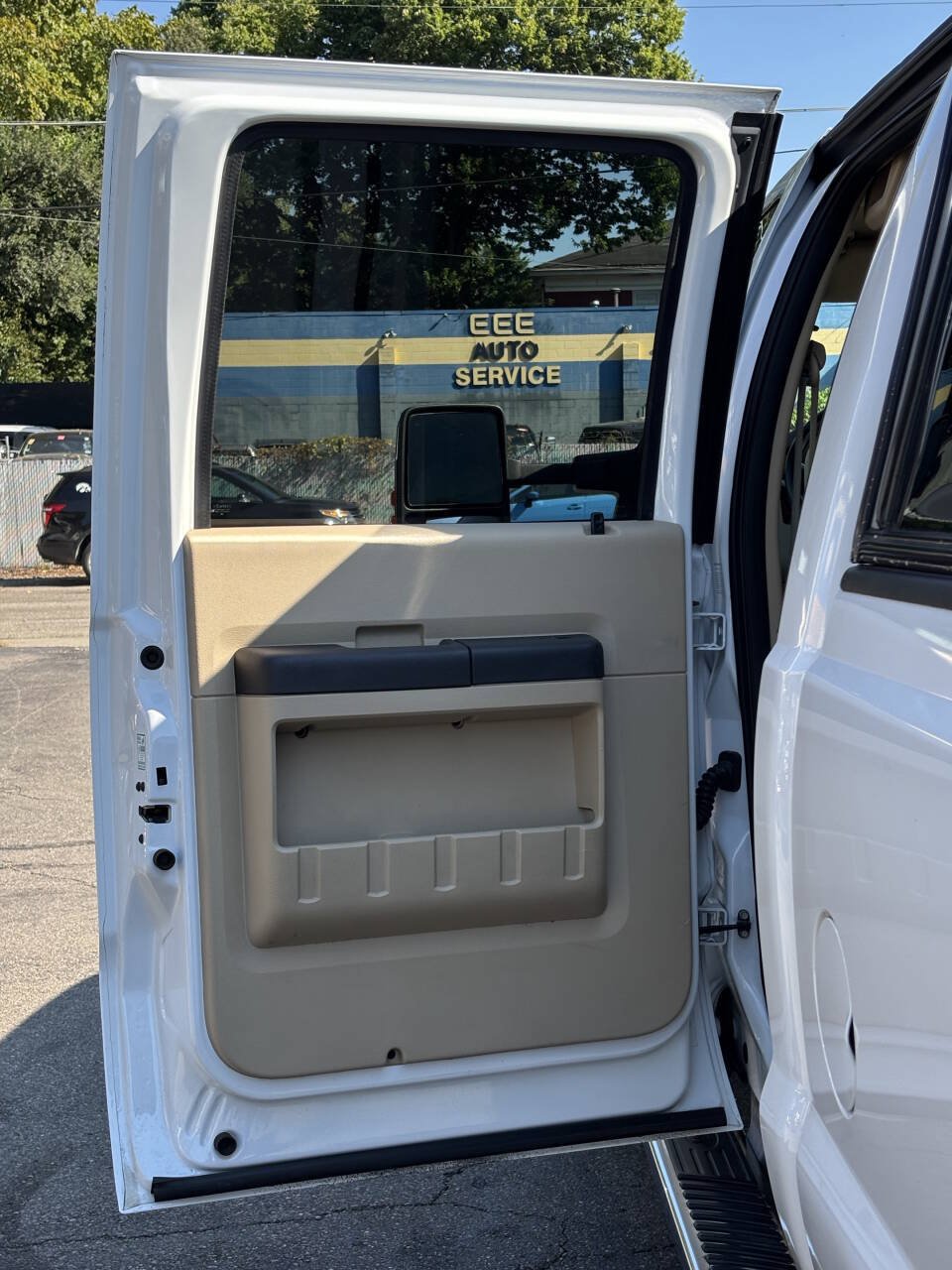 Used 2010 Ford F350 XLT AWD/4WD image 15