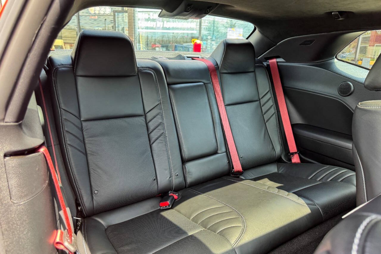 Used 2023 Dodge Challenger SRT Hellcat RWD image 32