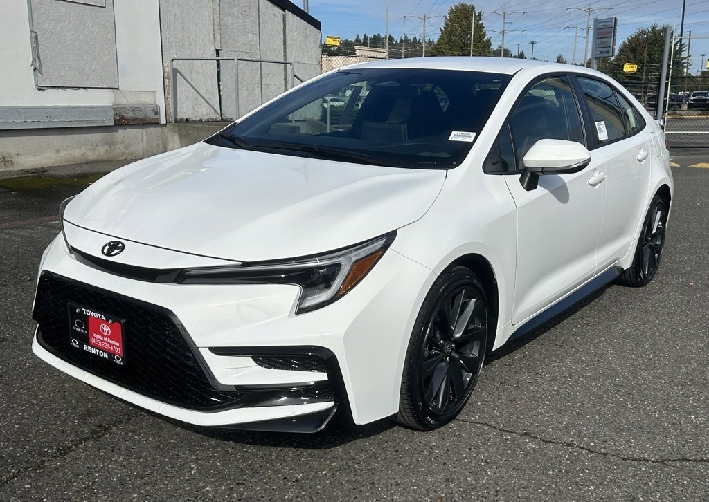 New 2026 Toyota Corolla SE