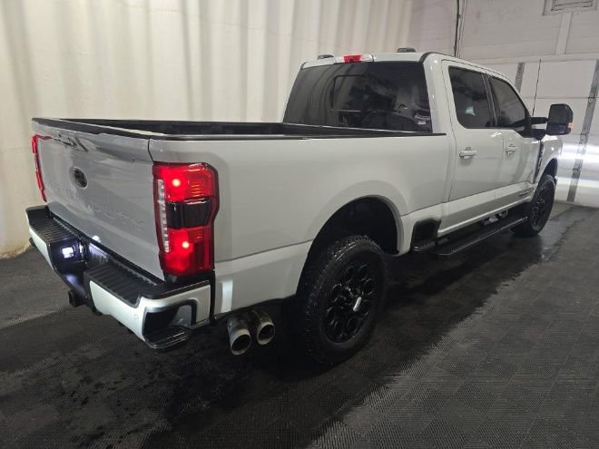 Certified 2025 Ford F250 Lariat w/ Lariat Ultimate Package AWD/4WD image 13