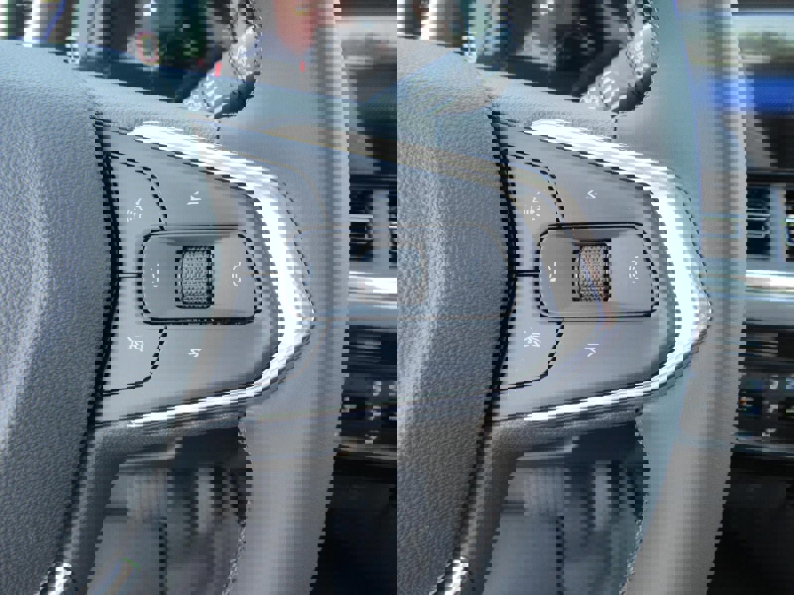 New 2026 Chevrolet Trax ACTIV w/ Driver Confidence Package image 21