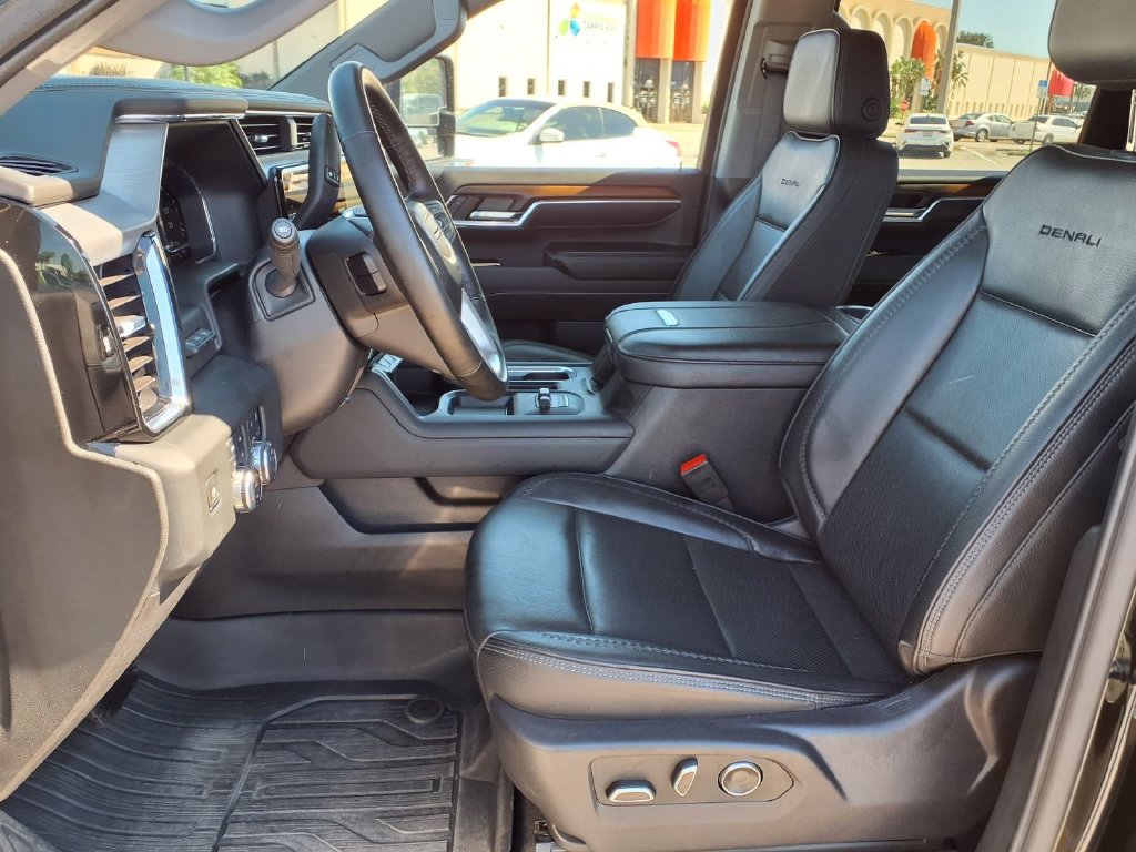 Used 2024 GMC Sierra 2500 Denali w/ Technology Package AWD/4WD image 24