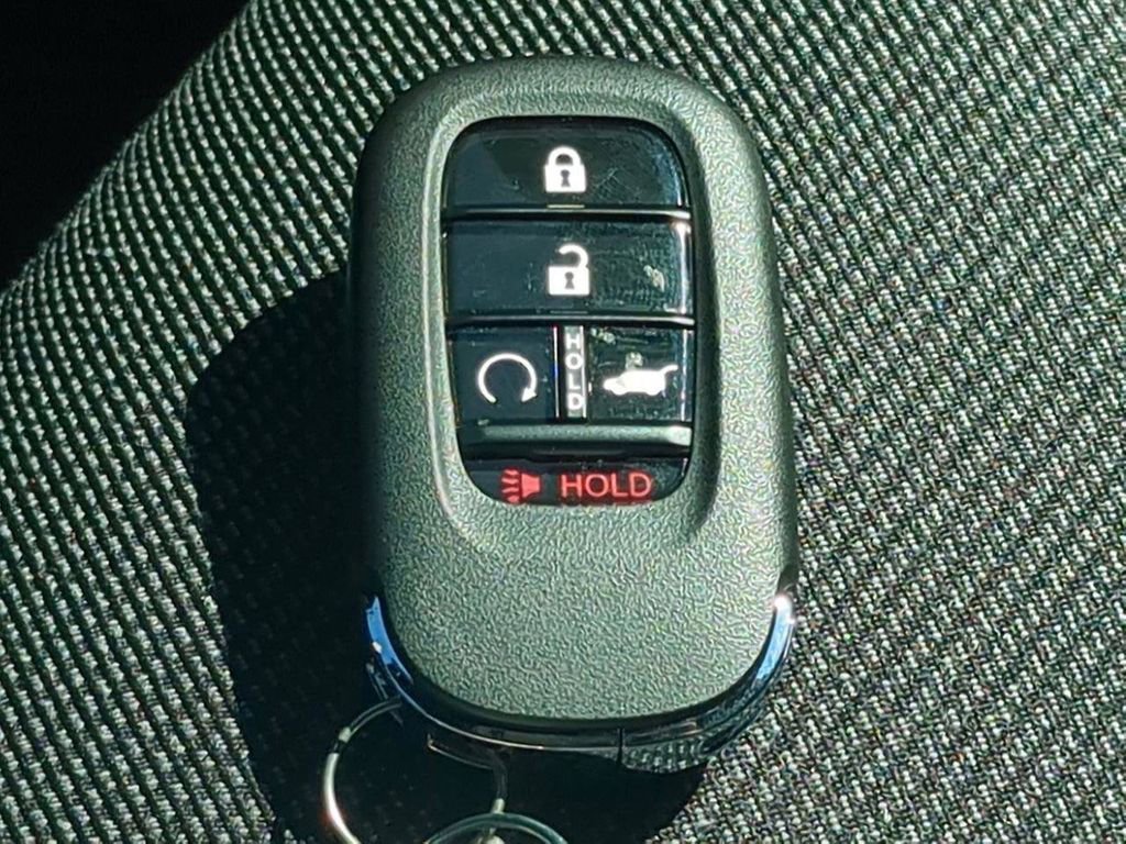 New 2026 Honda Pilot Sport image 28