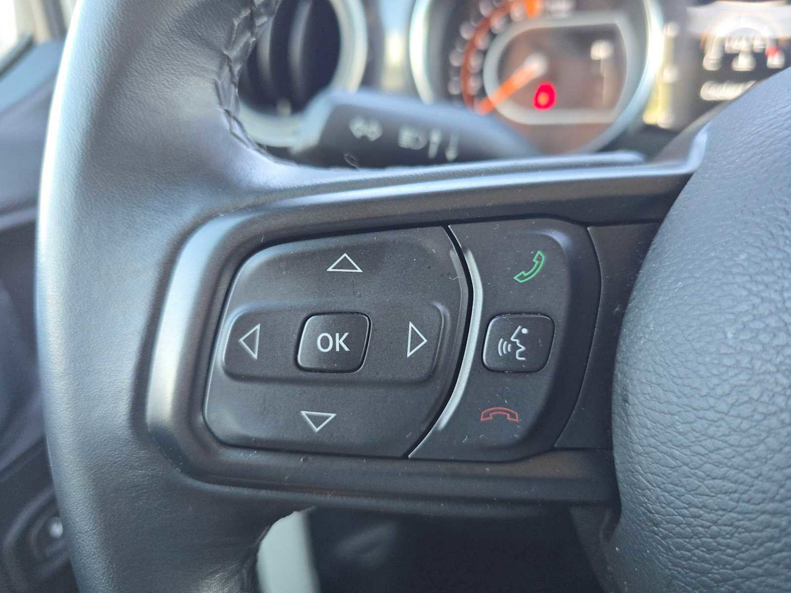 Used 2021 Jeep Gladiator Sport image 28