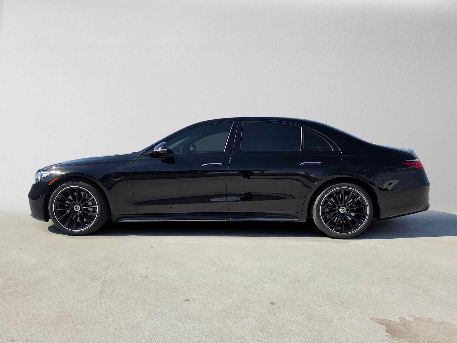 Used 2023 Mercedes-Benz S 500 4MATIC image 6