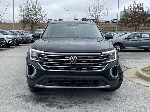 New 2025 Volkswagen Atlas SEL image 2
