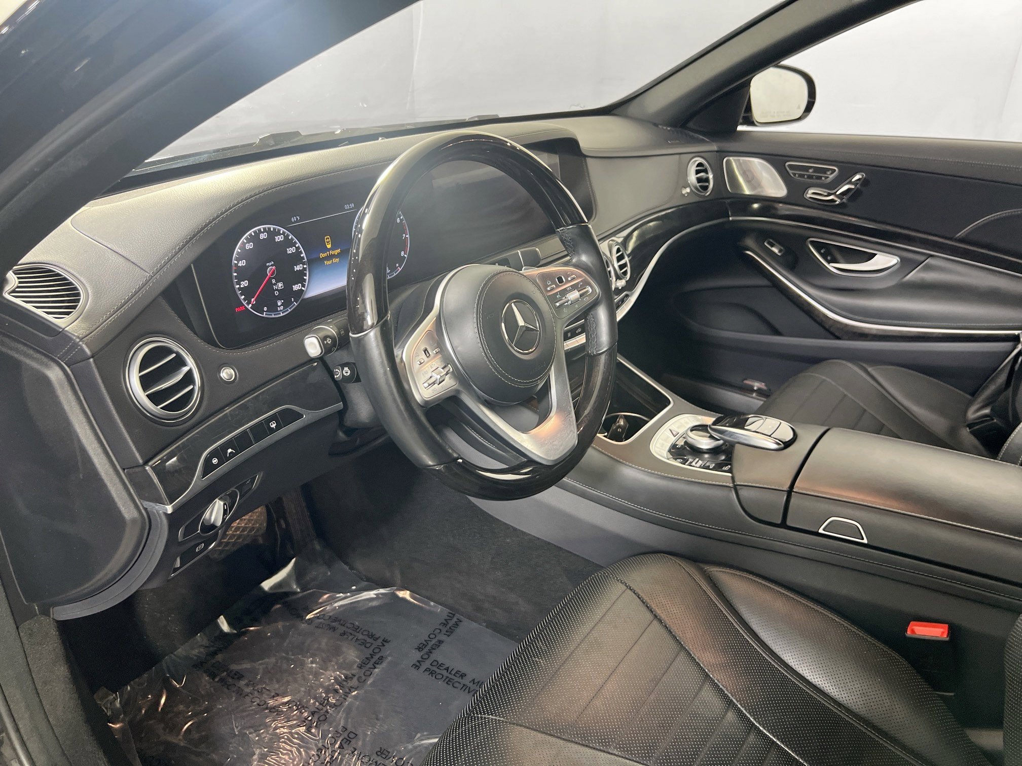 Used 2018 Mercedes-Benz S 560 S 560 image 9