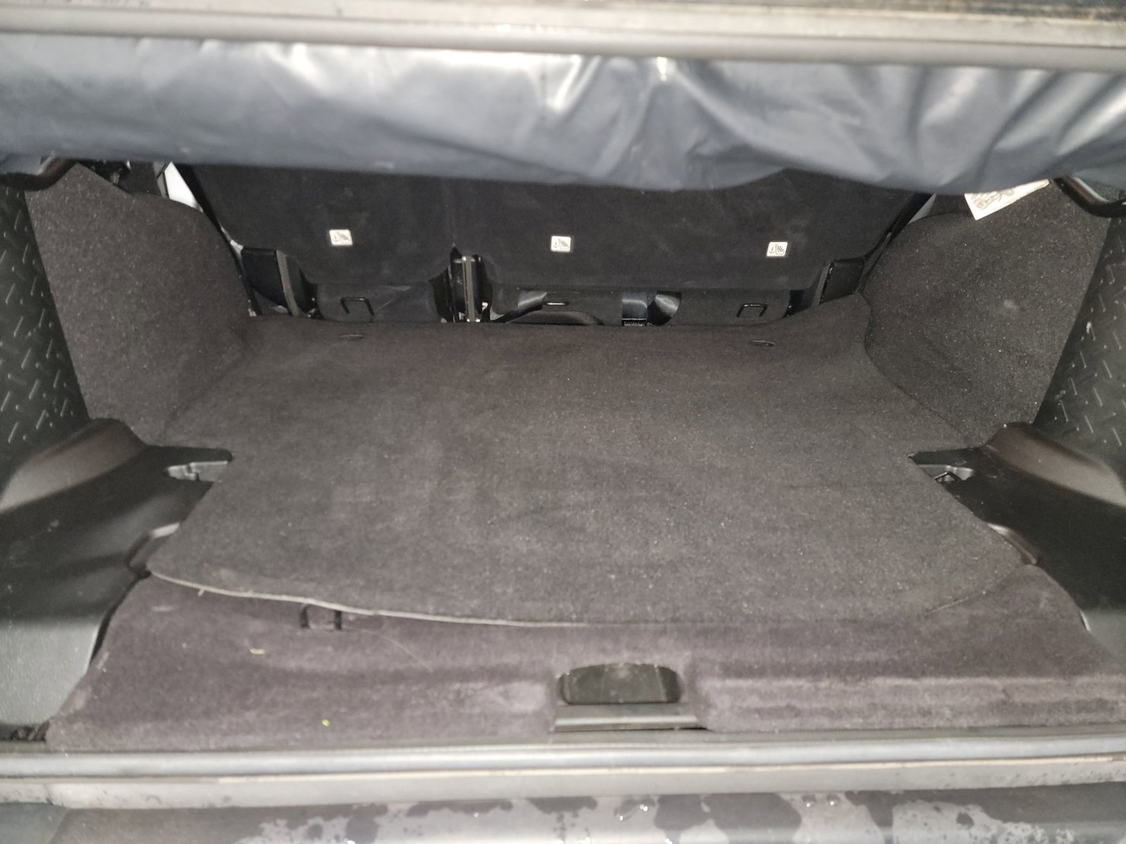 Used 2018 Jeep Wrangler Unlimited Sport image 25