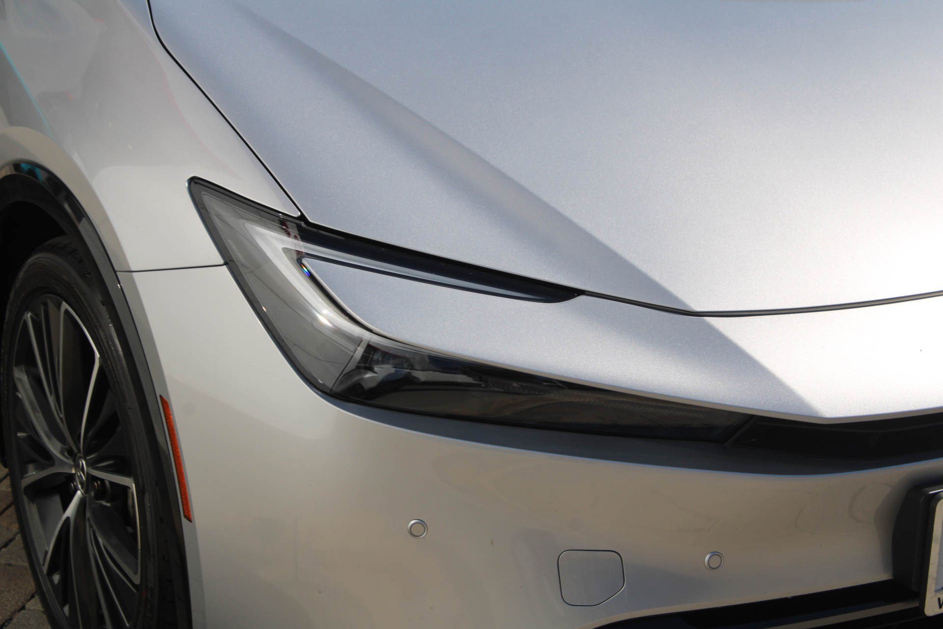 Certified 2024 Toyota Prius XLE FWD image 5