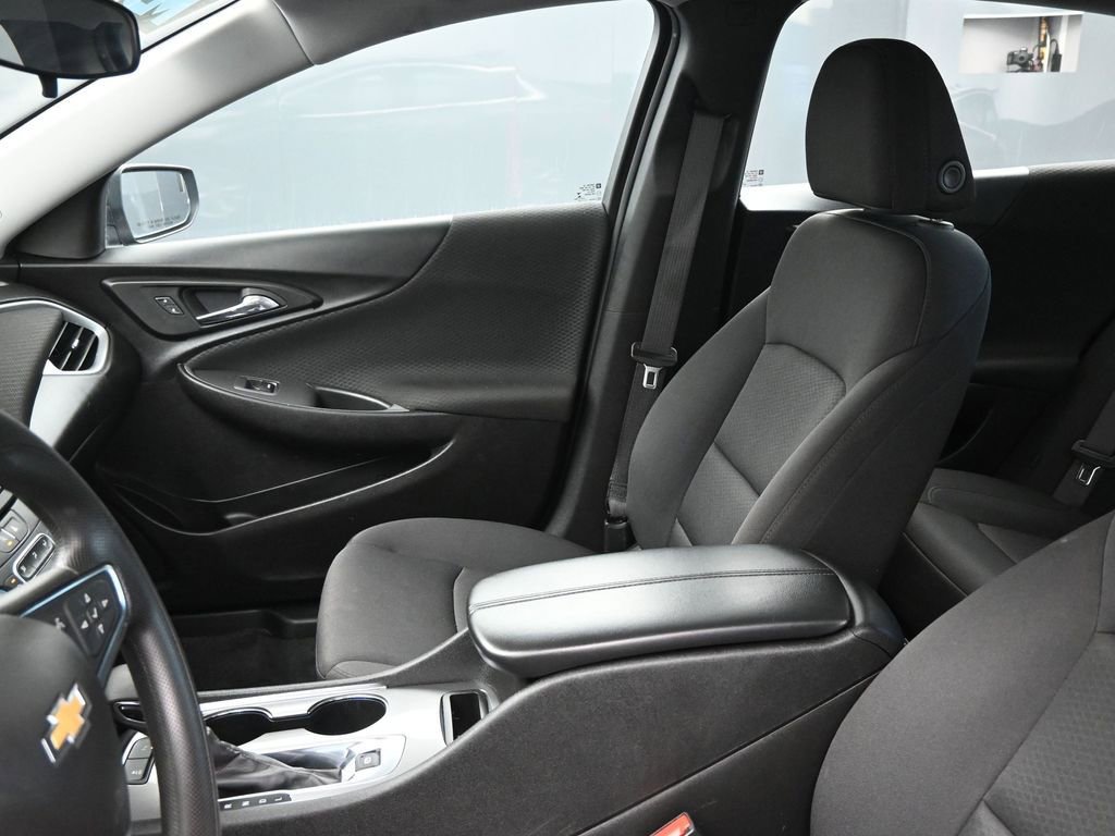 Used 2024 Chevrolet Malibu LT image 21