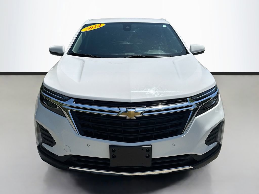 Used 2024 Chevrolet Equinox LT FWD image 2
