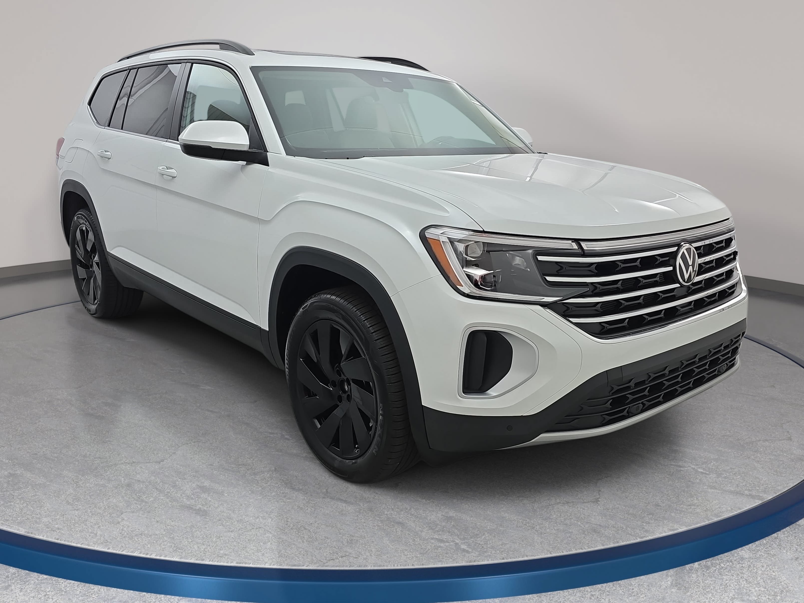 New 2026 Volkswagen Atlas SE FWD image 3