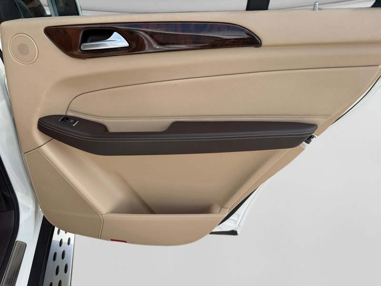 Used 2019 Mercedes-Benz GLS 450 4MATIC image 31