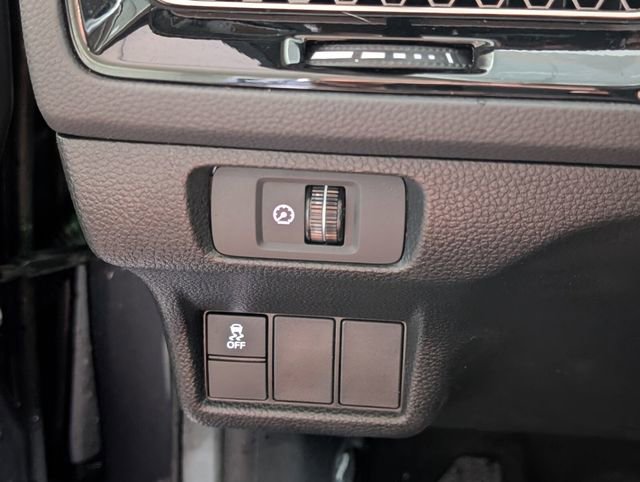 Used 2025 Honda Civic LX image 27