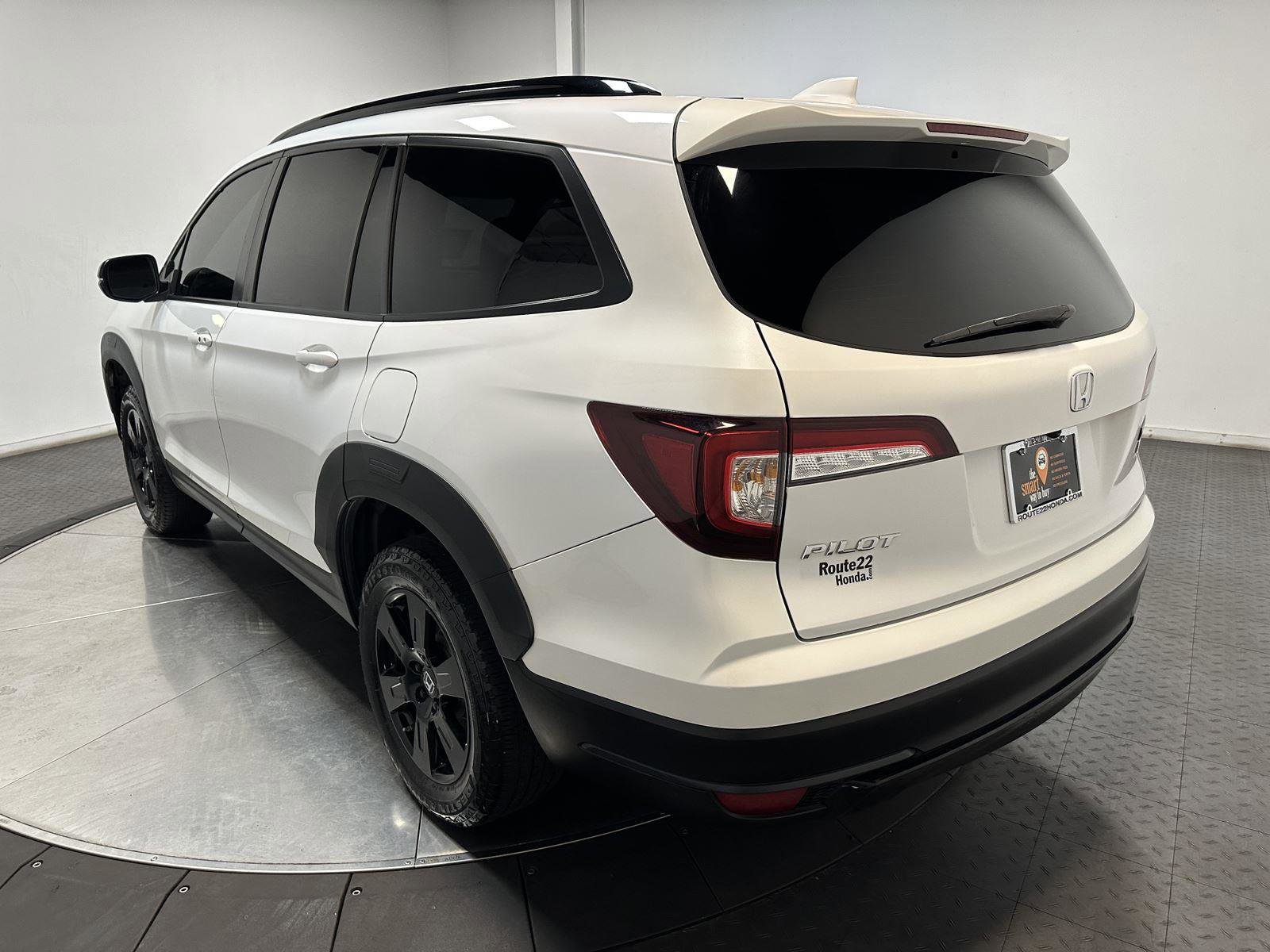 Used 2022 Honda Pilot TrailSport image 9