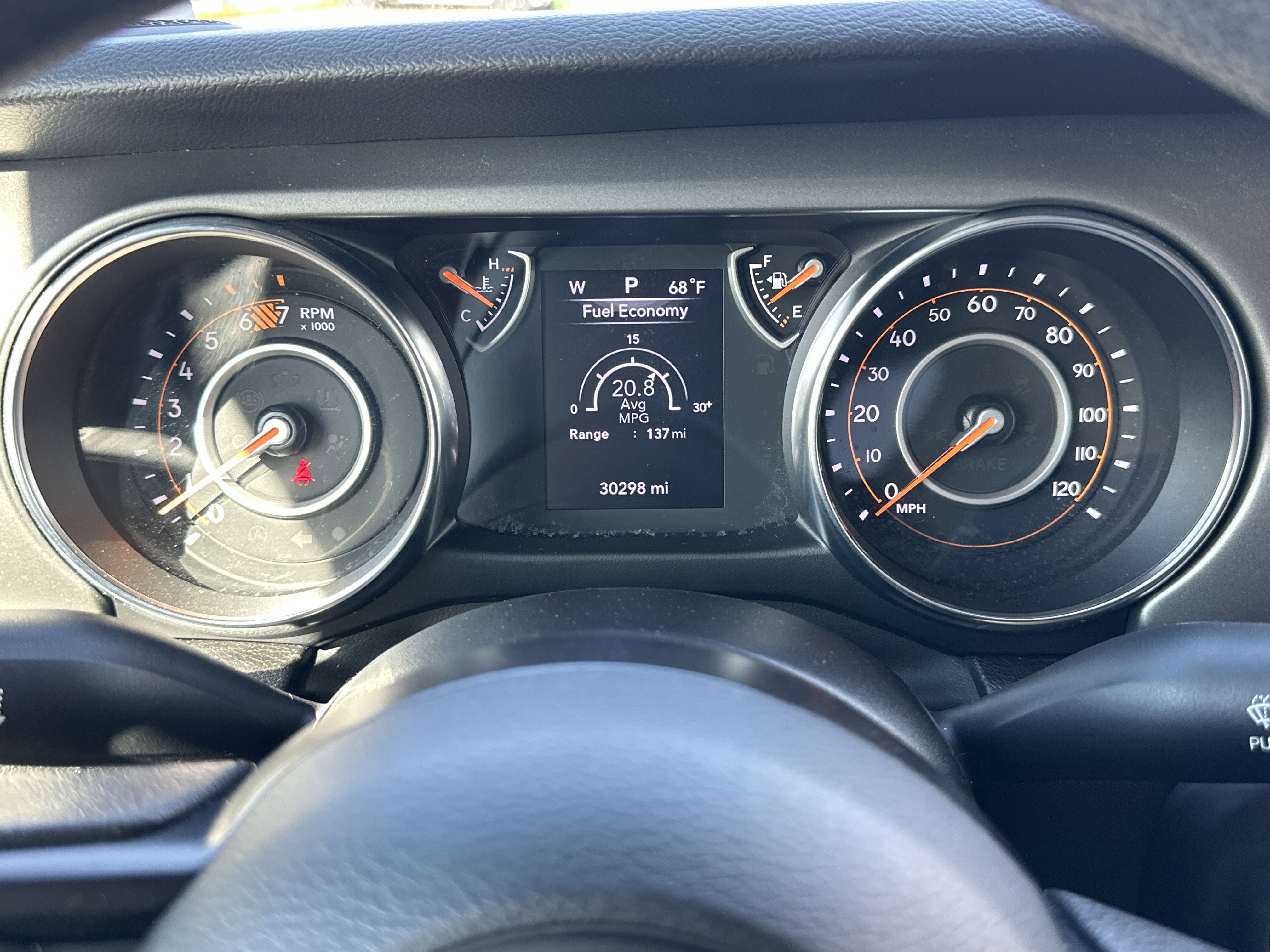 Used 2023 Jeep Wrangler Sport image 27